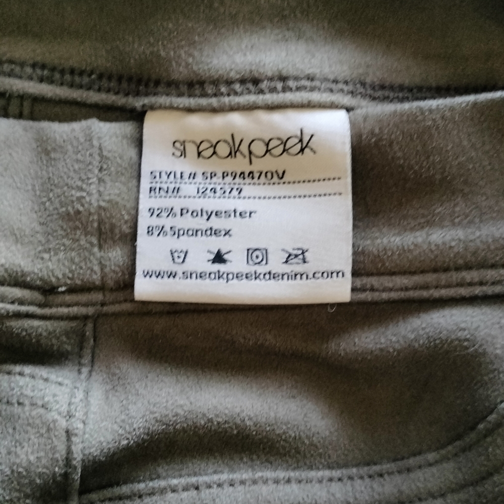 Pants - Picture 3 of 5